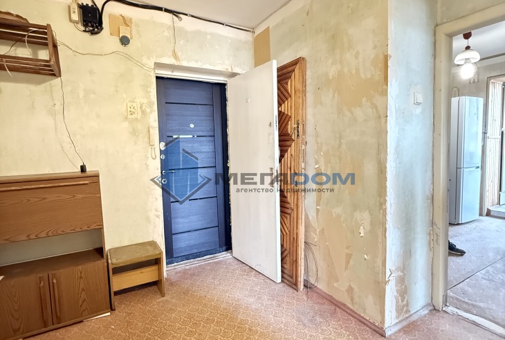 продам 3-х комнатную квартиру в партените