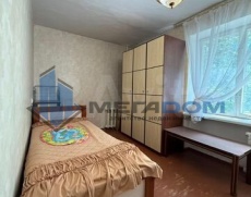 продам 2-х комнатную на дмитрия ульянова