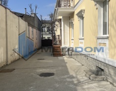 продам здание в центре симферополя
