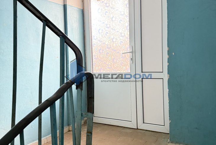 продам 3-х комнатную квартиру в партените