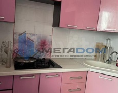 продам 3х комнатную квартиру в школьном